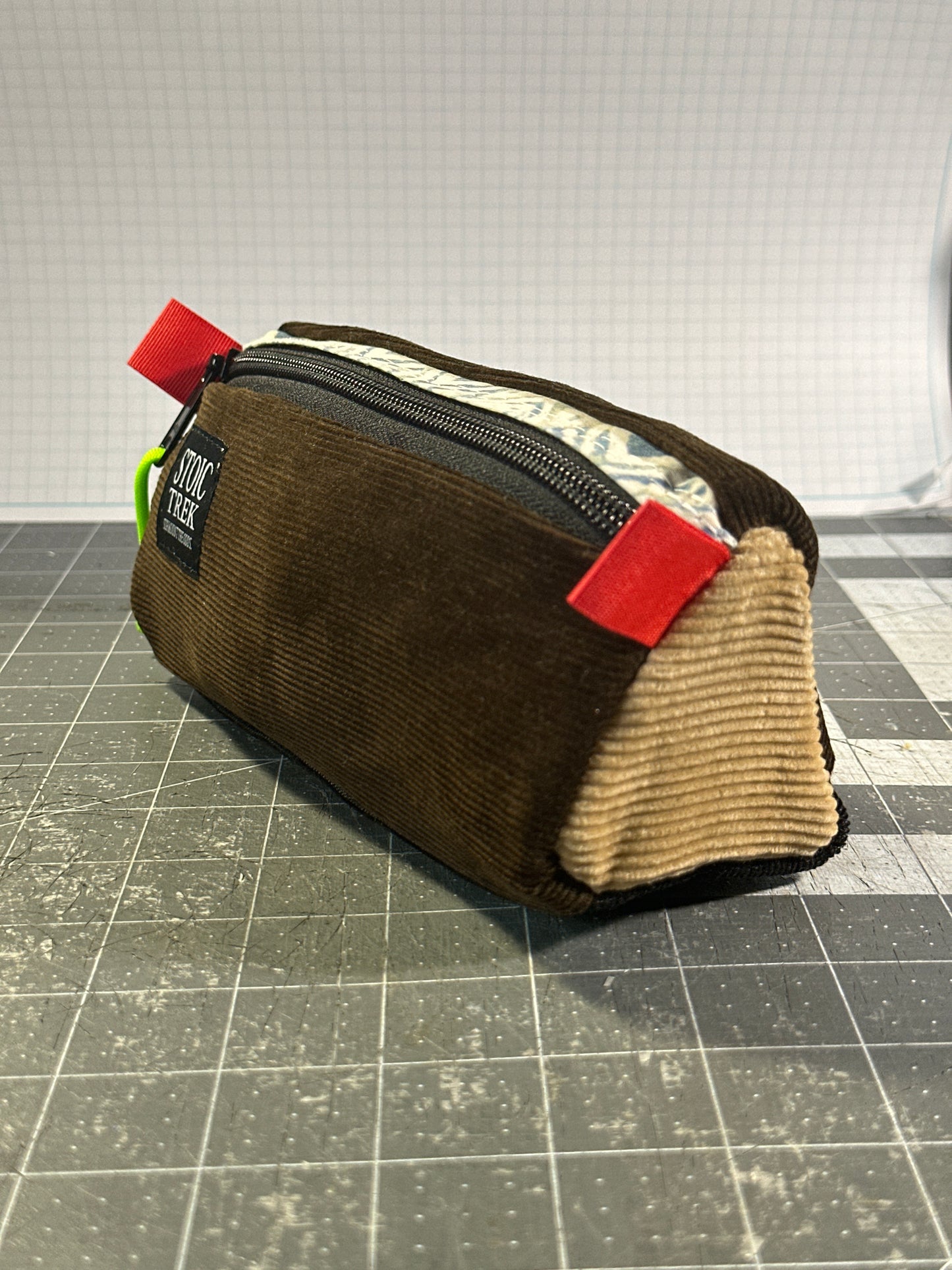 Worn-Wear Upcycled Triangle Pencil Case 0003 (medium)