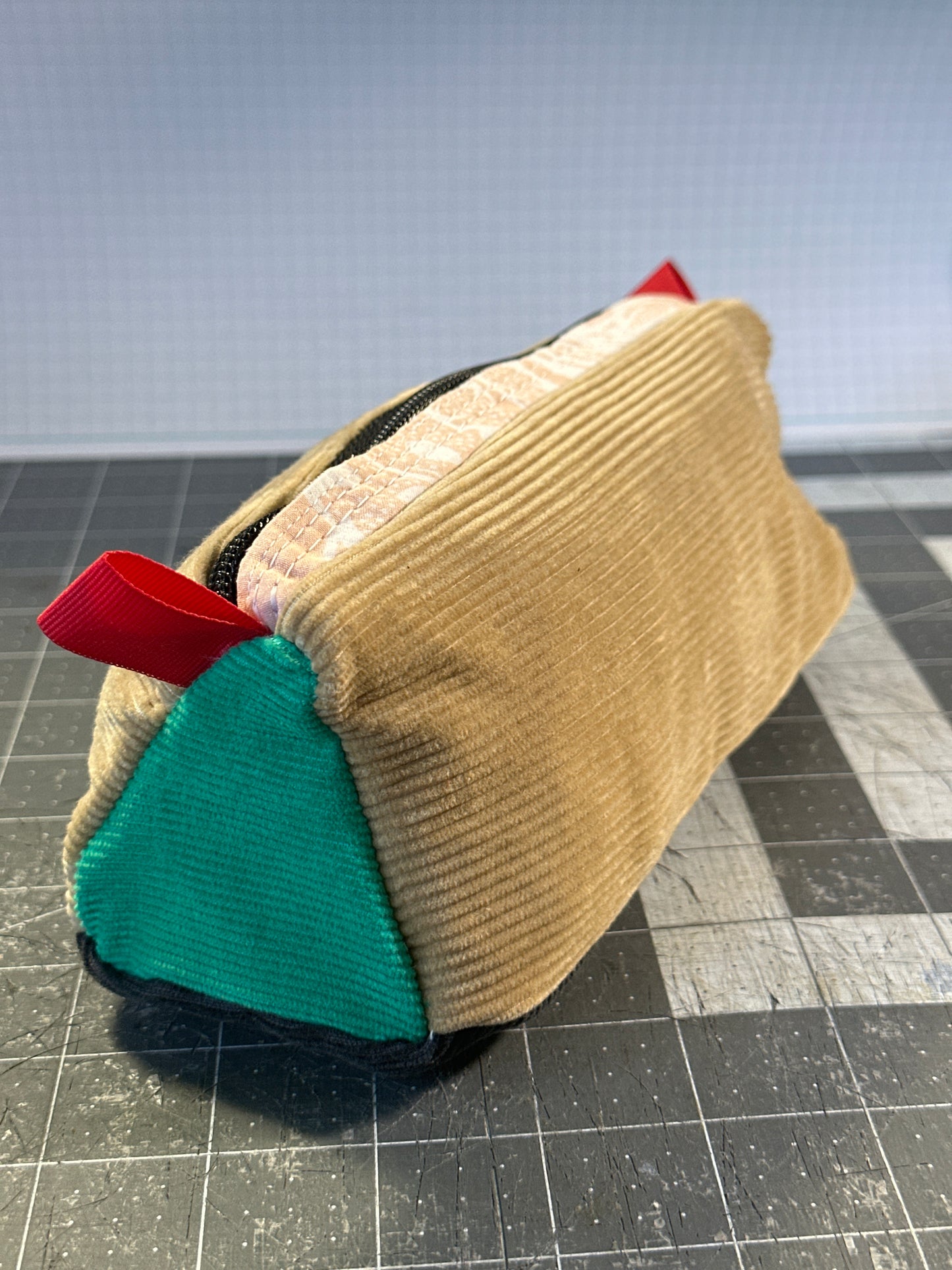 Worn-Wear Upcycled Triangle Pencil Case 0015 (medium)