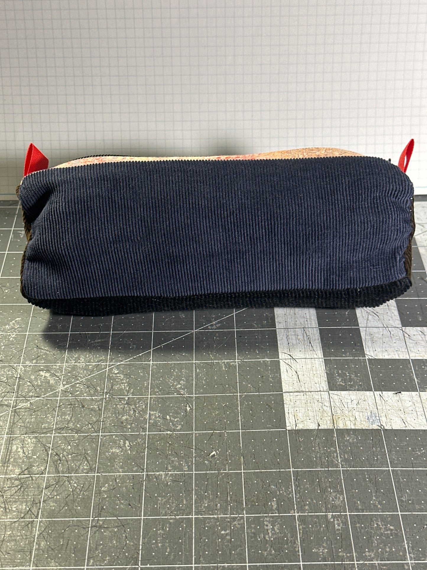 Worn-Wear Upcycled Triangle Pencil Case 0006 (large)
