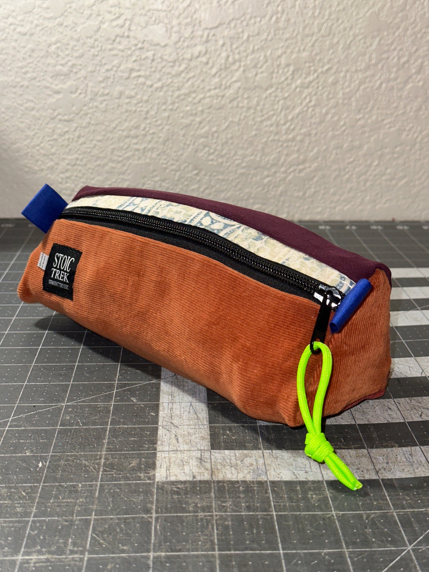 Worn-Wear Upcycled Triangle Pencil Case 0020 (large)
