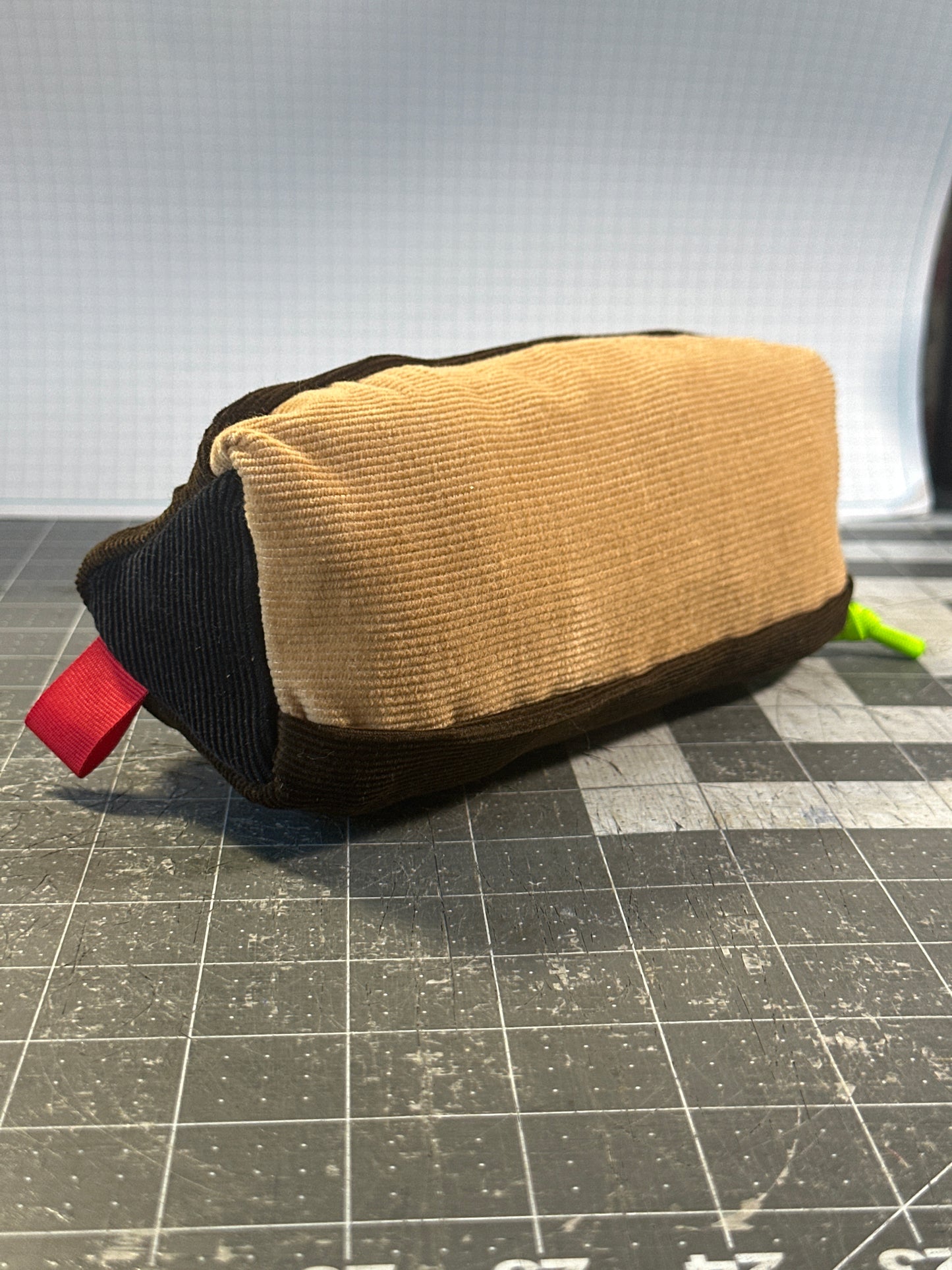 Worn-Wear Upcycled Triangle Pencil Case 0016 (medium)