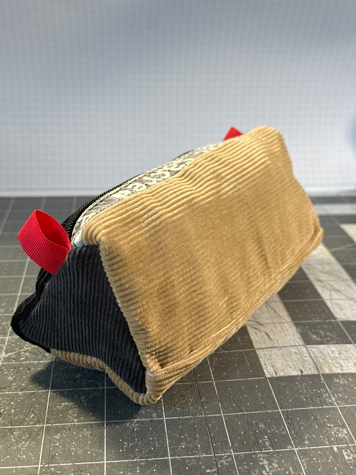 Worn-Wear Upcycled Triangle Pencil Case 0014 (medium)