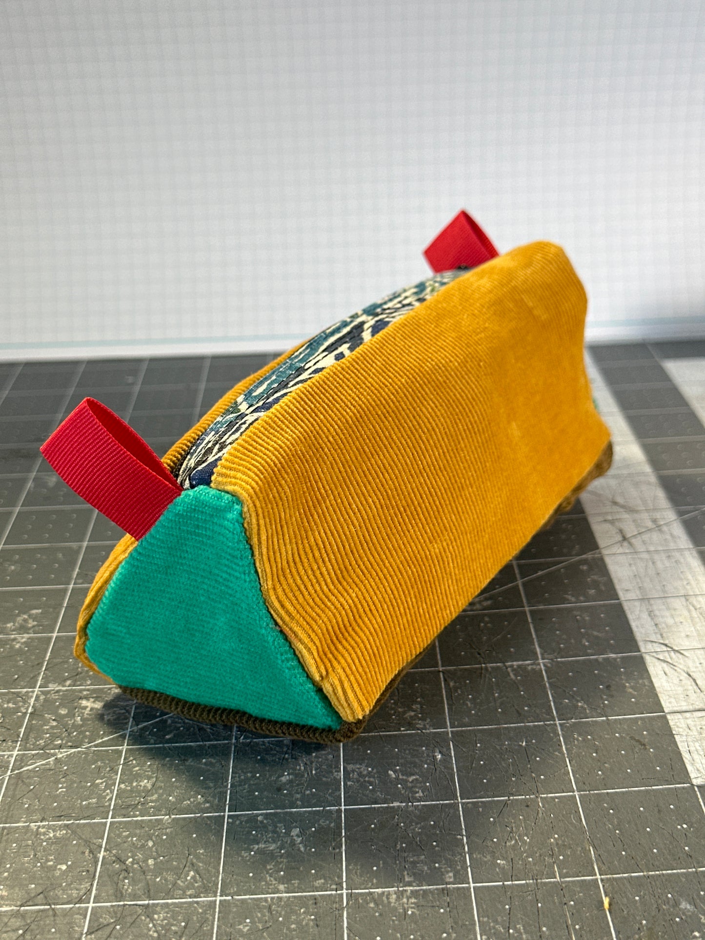 Worn-Wear Upcycled Triangle Pencil Case 0012 (small)