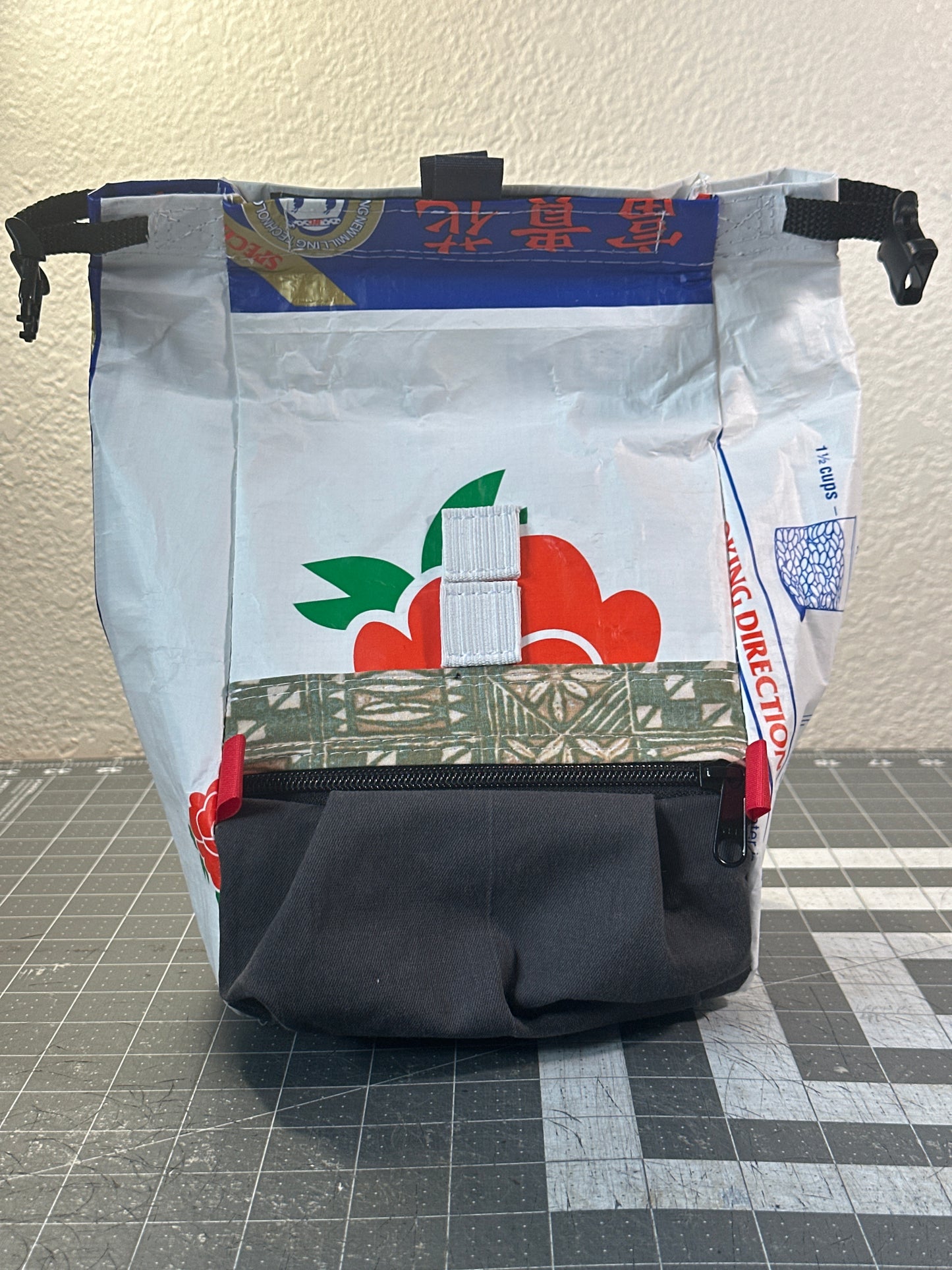 Rice Bag Worn Wear Upcycled Bouldering Pail 0015