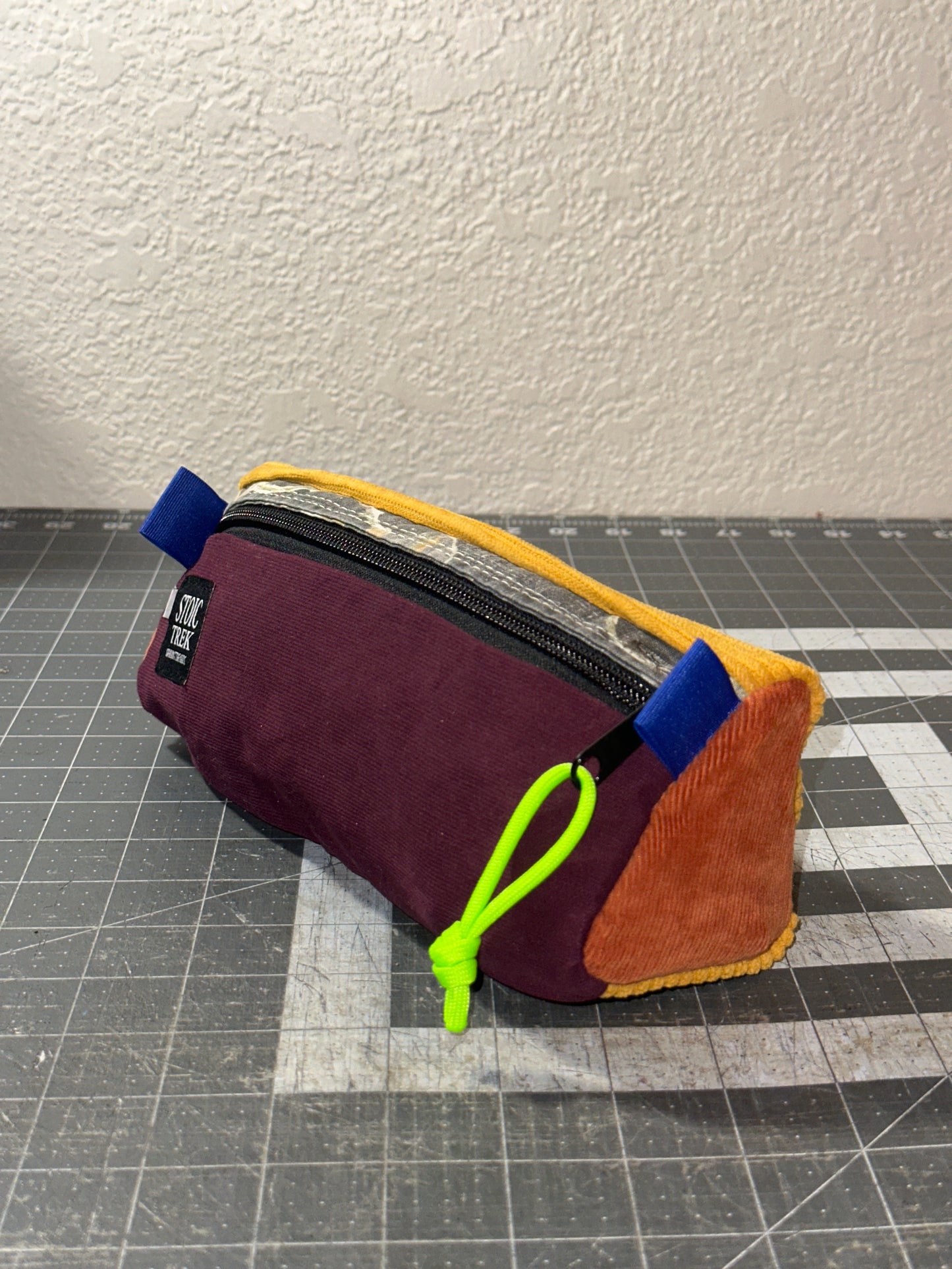 Worn-Wear Upcycled Triangle Pencil Case 0019 (large)