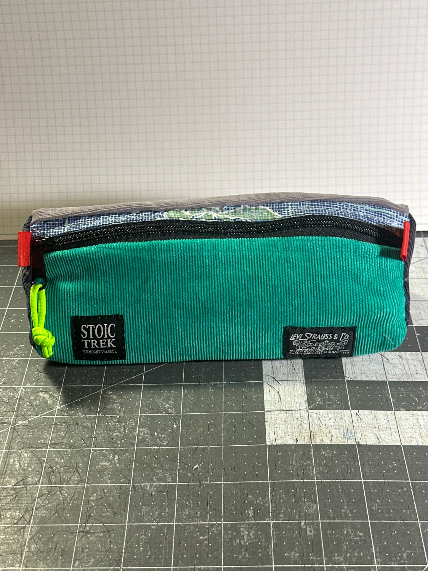 Worn-Wear Upcycled Triangle Pencil Case 0004 (large)