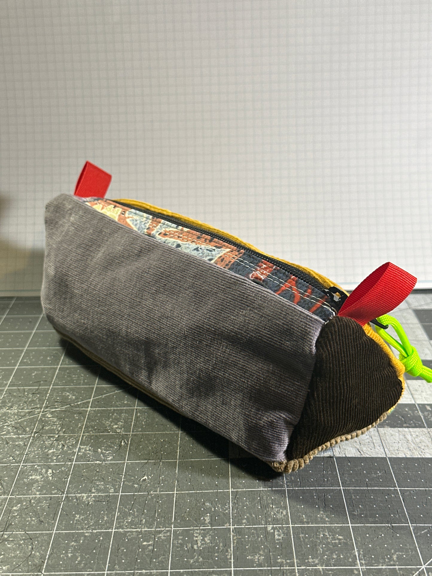 Worn-Wear Upcycled Triangle Pencil Case 0003 (large)
