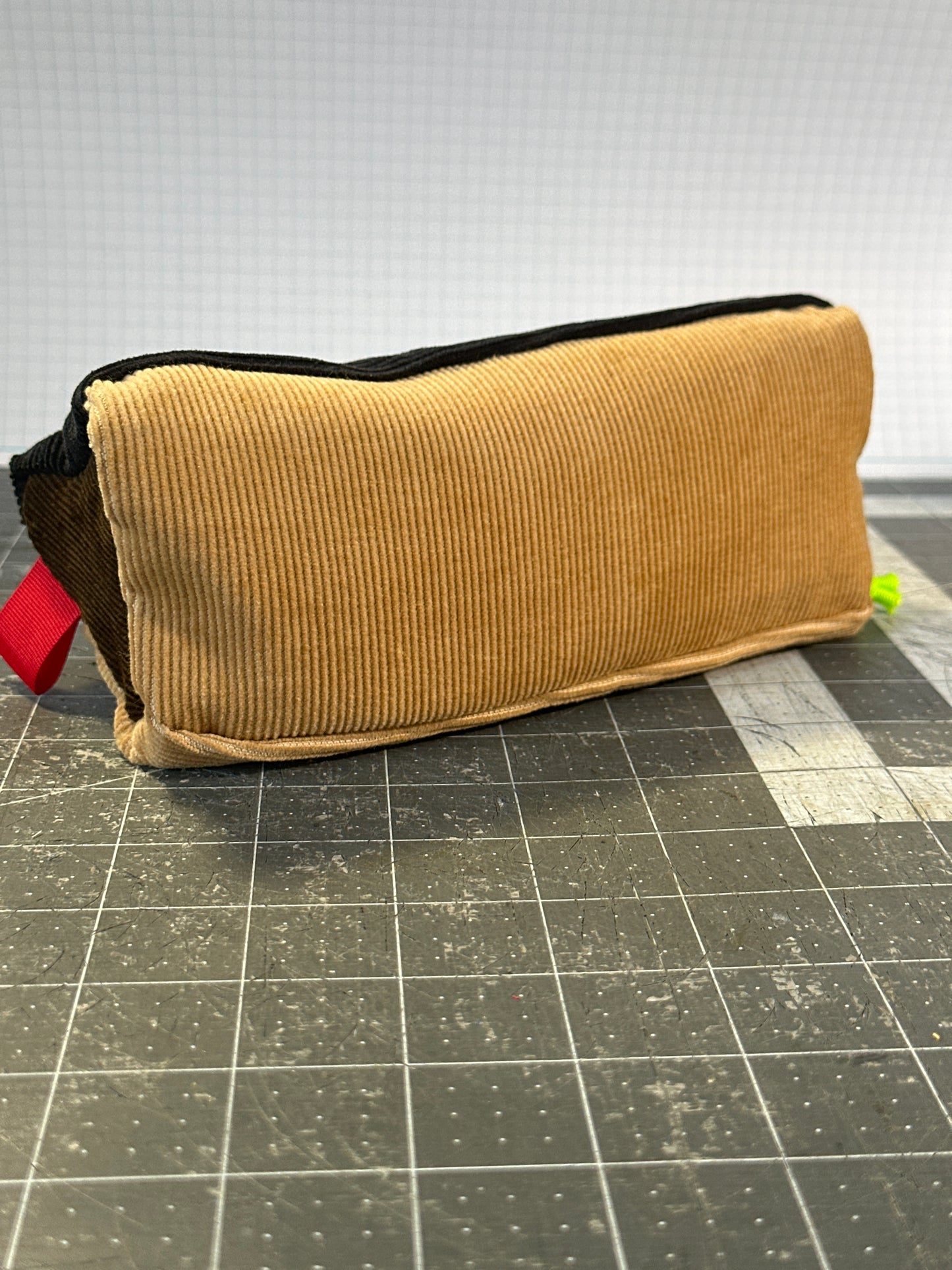 Worn-Wear Upcycled Triangle Pencil Case 0011 (medium)