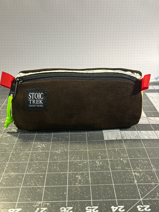 Worn-Wear Upcycled Triangle Pencil Case 0003 (medium)
