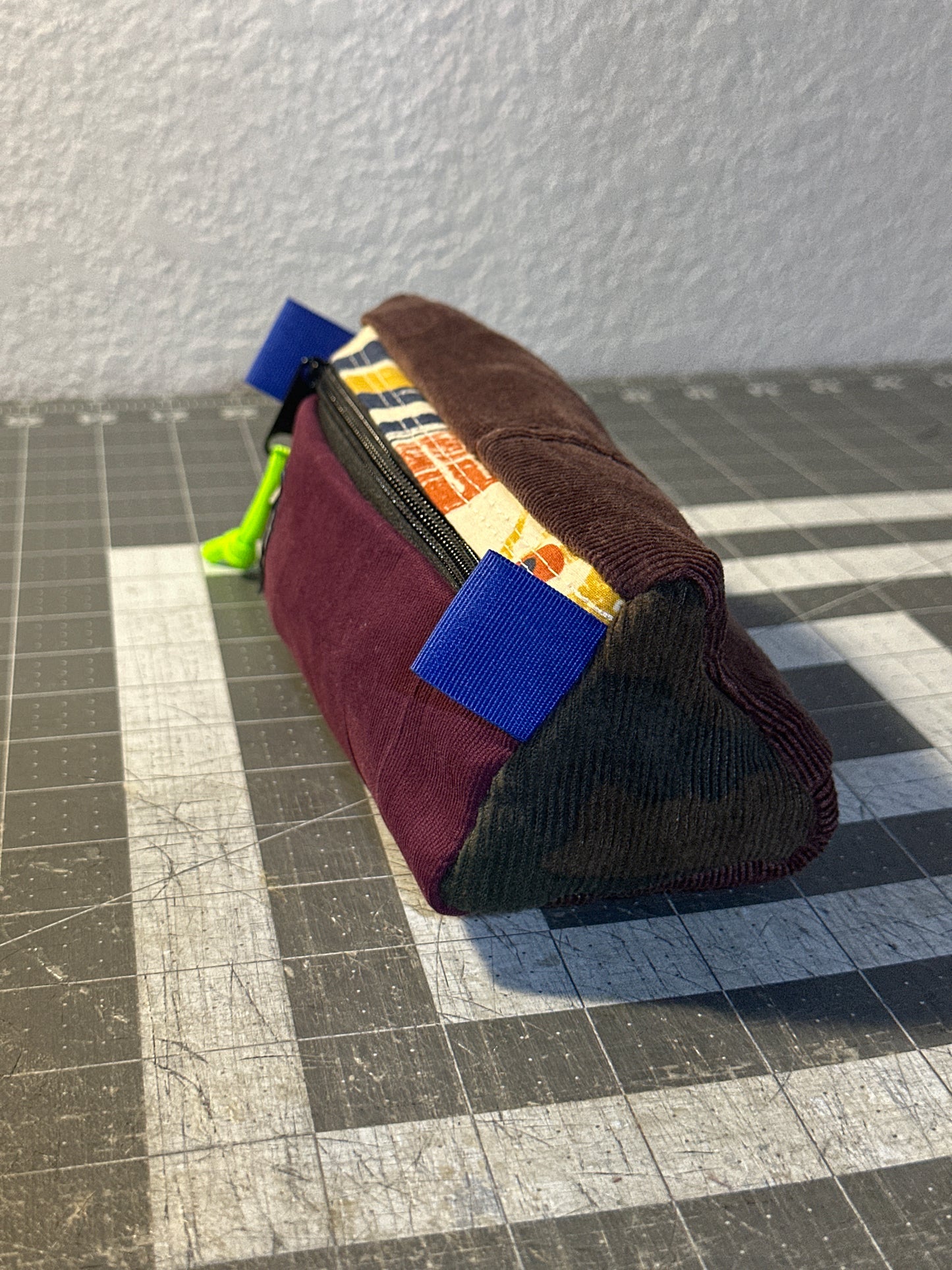 Worn-Wear Upcycled Triangle Pencil Case 0017 (medium)