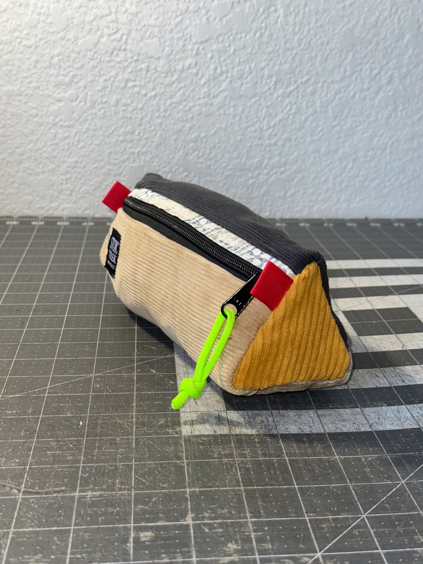 Worn-Wear Upcycled Triangle Pencil Case 0017 (large)