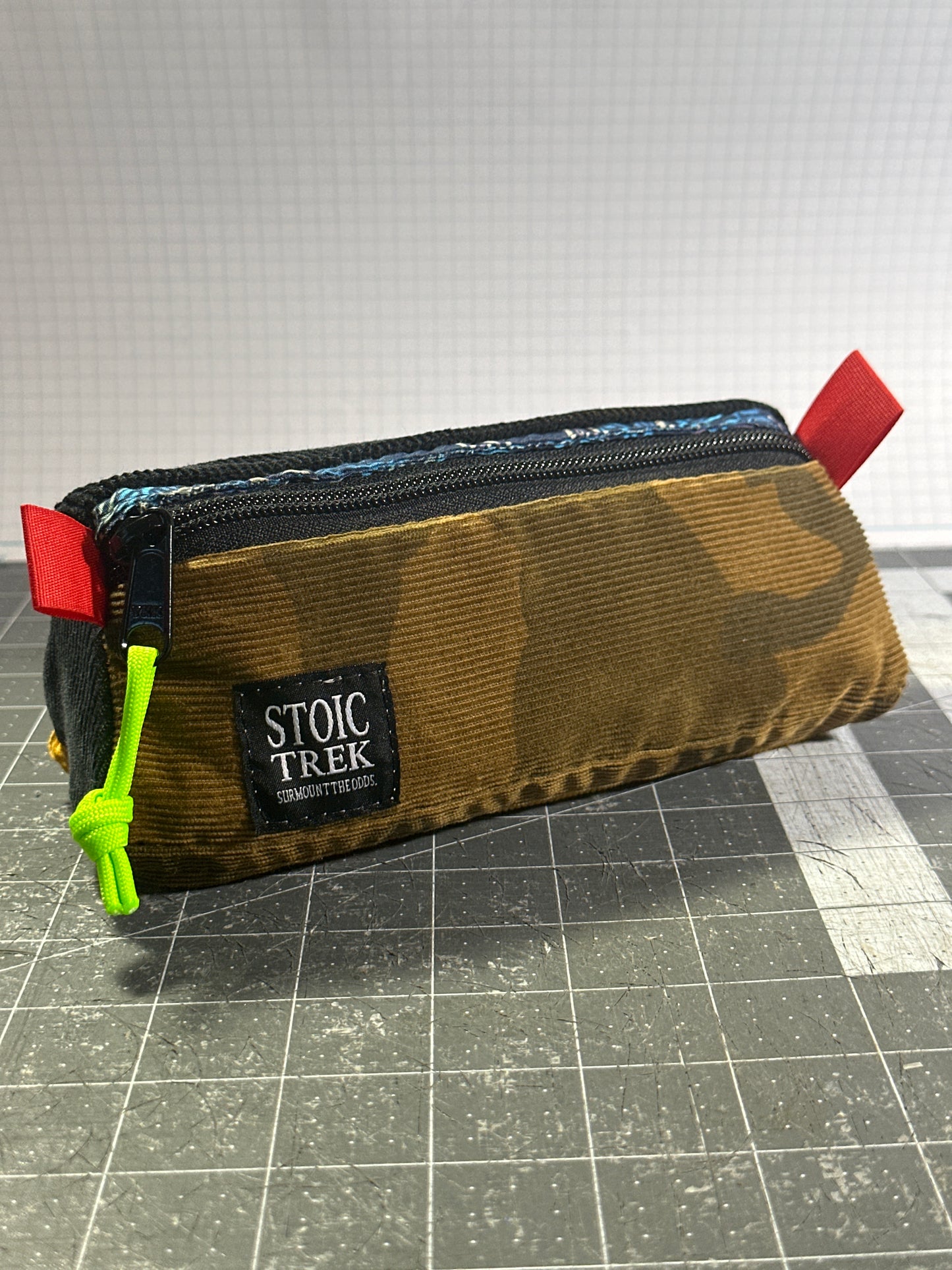 Worn-Wear Upcycled Triangle Pencil Case 0009 (medium)