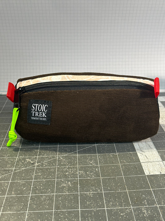 Worn-Wear Upcycled Triangle Pencil Case 0013 (medium)