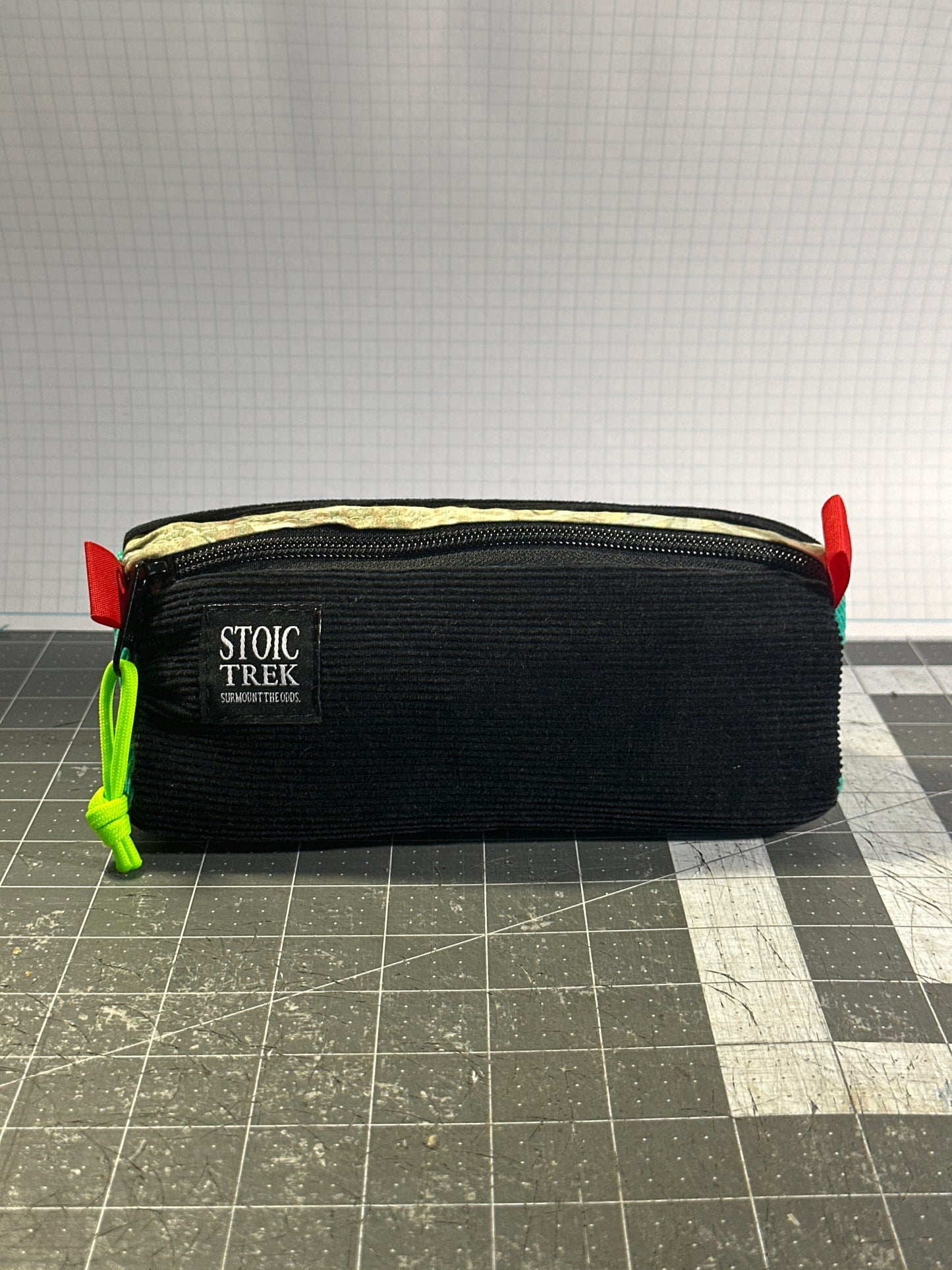 Worn-Wear Upcycled Triangle Pencil Case 0008 (medium)