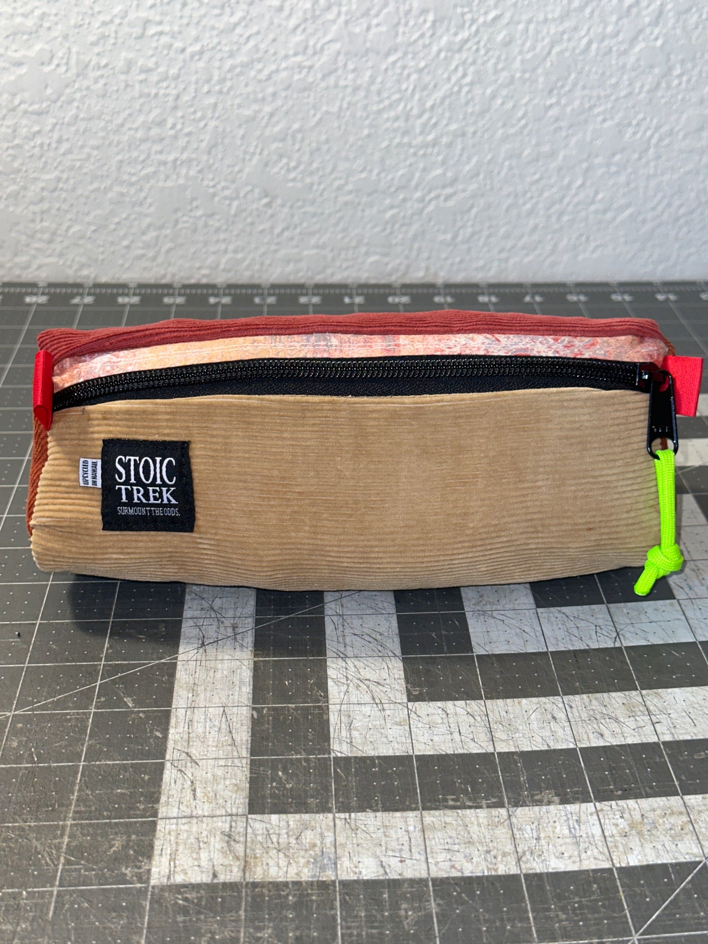 Worn-Wear Upcycled Triangle Pencil Case 0016 (large)