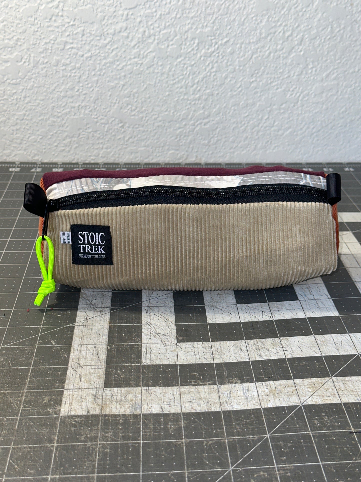 Worn-Wear Upcycled Triangle Pencil Case 0015 (large)