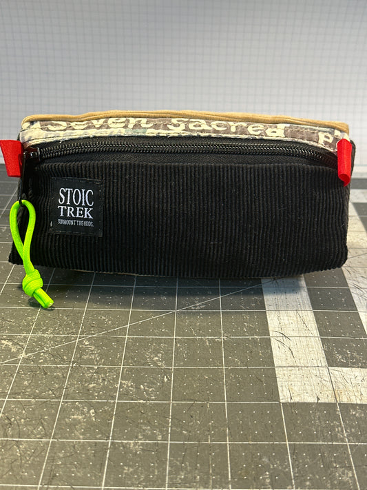 Worn-Wear Upcycled Triangle Pencil Case 0014 (medium)