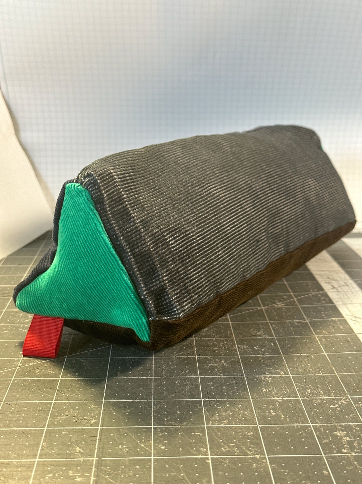 Worn-Wear Upcycled Triangle Pencil Case 0001 (extra large)