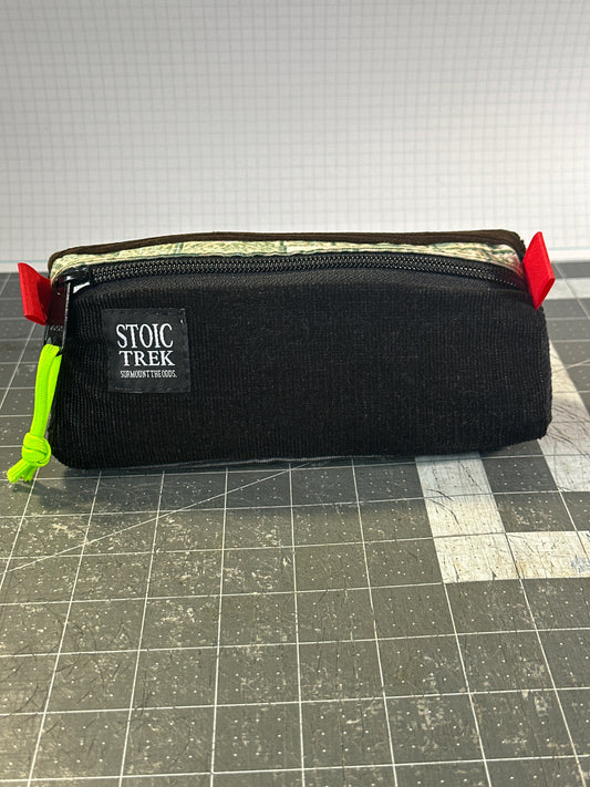 Worn-Wear Upcycled Triangle Pencil Case 0012 (medium)