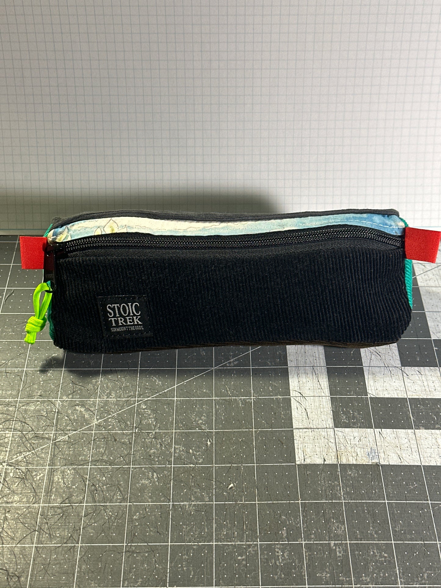 Worn-Wear Upcycled Triangle Pencil Case 0007 (large)