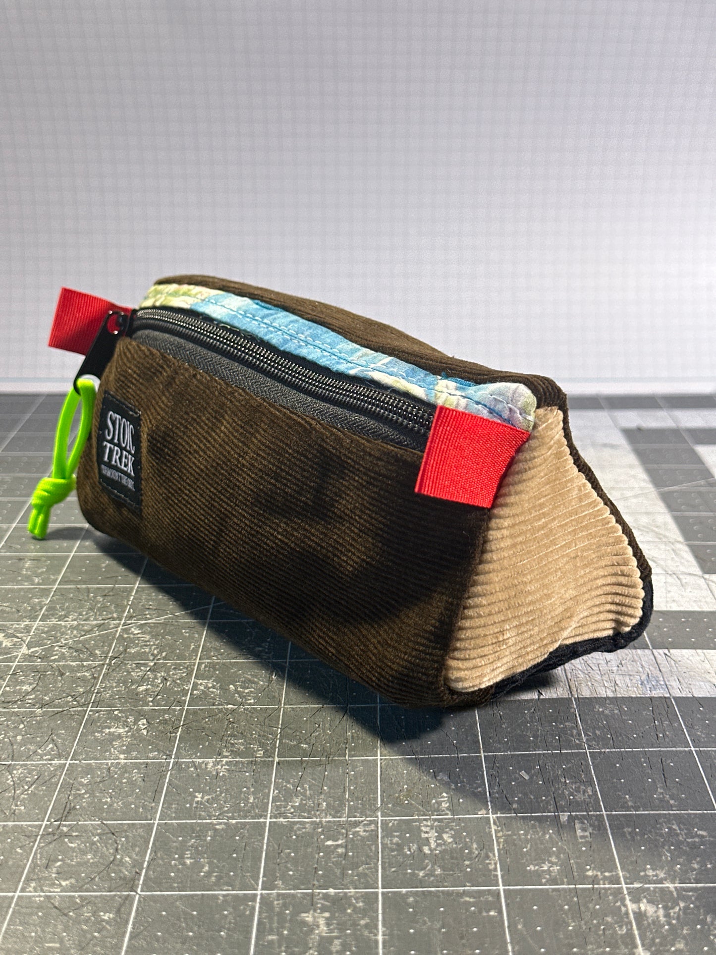 Worn-Wear Upcycled Triangle Pencil Case 0005 (medium)
