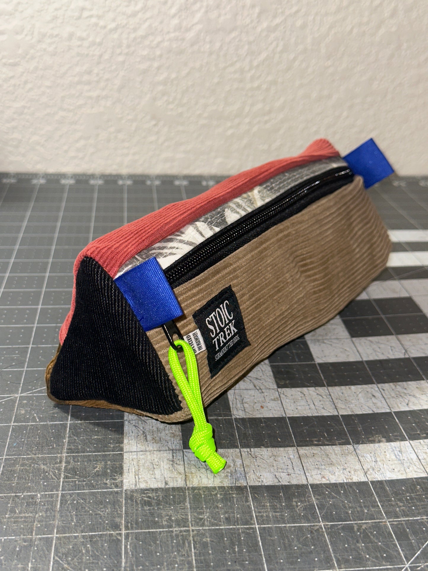 Worn-Wear Upcycled Triangle Pencil Case 0021 (large)