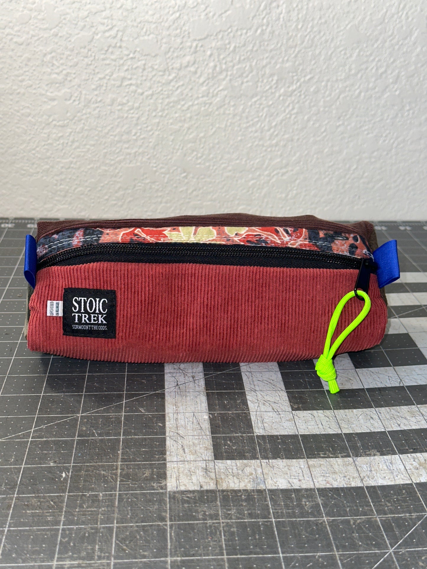 Worn-Wear Upcycled Triangle Pencil Case 0011 (large)