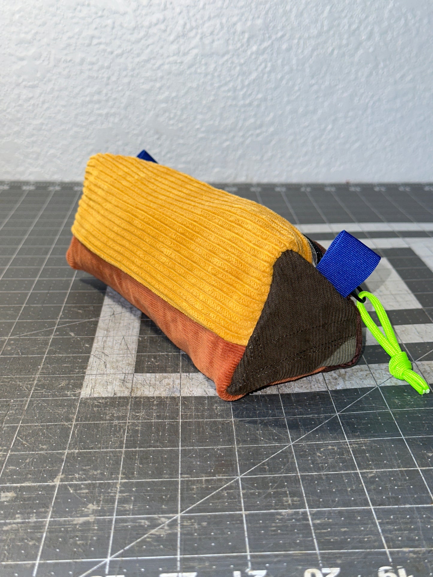 Worn-Wear Upcycled Triangle Pencil Case 0018 (large)